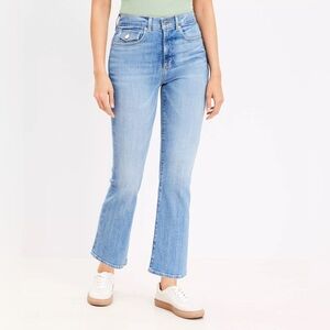 NWOT 💜 LOFT Curvy High-rise Kick Crop Medium Wash Sz 8/29